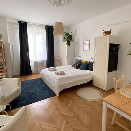 Apartment Quiet Near Buda Castle