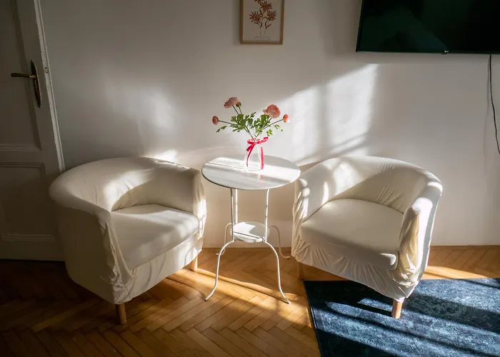 아파트 Quiet Near Buda Castle